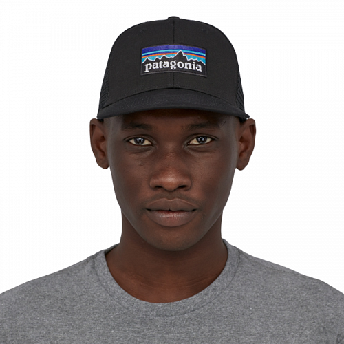Casquette PATAGONIA P-6 Logo Trucker Hat - Black